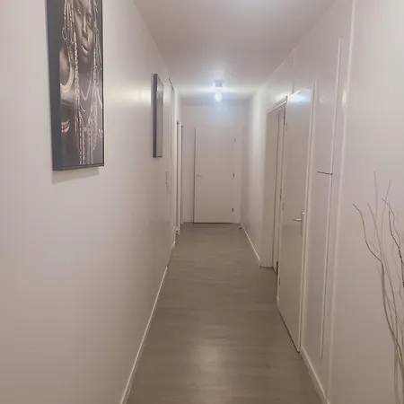شقة Detentus *